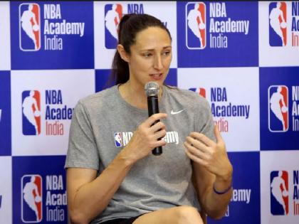 Two-time WNBA champion praised the players of Maharashtra | सिया, खुशी यांनी केले प्रभावित, दोन वेळच्या डब्ल्यूएनबीए चॅम्पियनने केले महाराष्ट्राच्या खेळाडूंचे कौतुक