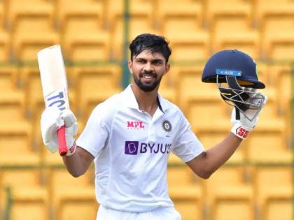 Ruturaj Gaikwad is unbeaten with a century of 118 off 126 balls against Tamil Nadu while playing for Maharashtra in the Ranji Trophy  | Ruturaj Gaikwad: मराठमोळा 'ऋतुराज गायकवाड' पुन्हा एकदा चमकला; वादळी शतक ठोकून महाराष्ट्राला सावरले