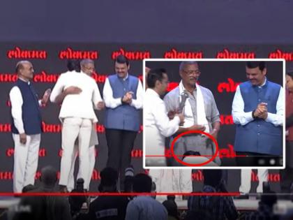 LMOTY 2022: Ranveer Singh touches Nana Patekar feet on the stage | LMOTY 2022: रणवीर सिंग स्टेजवर पोहोचताच थेट नाना पाटेकरांसमोर झाला नतमस्तक!