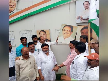 Poster War in NCP; Photographs of Jayant Patil, Anil Deshmukh, Ramesh Bang removed in nagpur | राष्ट्रवादीत पोस्टर वॉर; जयंत पाटील, देशमुख, बंग यांचे फोटो काढले