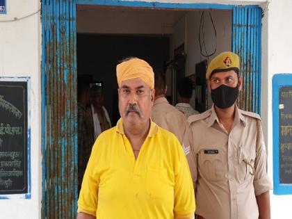 After 40 years Police arrested Who killed 4 people changed his disguise and became a priest | धक्कादायक! ४ जणांची हत्या करणारा वेश बदलून बनला पुजारी; ४० वर्षांनी पोलिसांच्या तावडीत सापडला