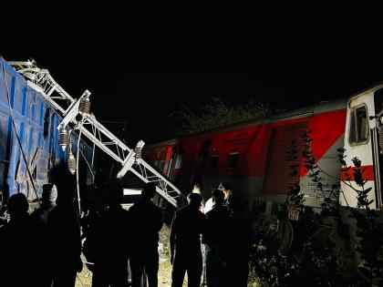 Again the same thrill as the Coromandal Express accident! collision in Sabarmati Express-goods train at ajmer, 4 coaches derailed | पुन्हा कोरोमंडल एक्स्प्रेस अपघातासारखाच थरार! साबरमती एक्स्प्रेस-मालगाडीत जोरदार टक्कर