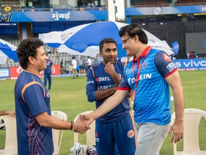 IPL 2019: When Sachin tendulkar and saurav Ganguly meet on wankhede stadium ... | IPL 2019 : ग्रेट भेट! सचिन आणि गांगुली मैदानात उतरतात तेव्हा...
