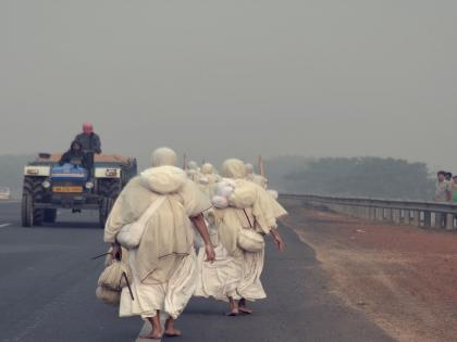 Sadhus and sadhvis of the Jain community are allowed to travel by the government vrd | CoronaVirus: जैन समाजाच्या साधू-साध्वींना प्रवास करण्यास सरकारची परवानगी, पण 'हे' नियम पाळावे लागणार 