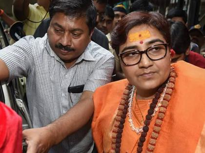 Malegaon Blast Case Verdict Pragya Singh emotional, tearful, says 'Saffron won...' after being acquitted in Malegaon bomb blast case | Malegaon Blast Case Verdict : मालेगाव बॉम्बस्फोट प्रकरणातून निर्दोष सुटताच प्रज्ञा सिंह भावूक, अश्रू अनावर, म्हणाल्या - 'भगवा जिंकला...'