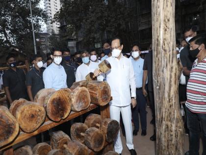 Ajit Pawar with Aditya Thackeray visit at Worli for Saw the development work | अजित पवार-आदित्य ठाकरेंचा वरळीत फेरफटका; विकासकामं पाहून म्हणाले...