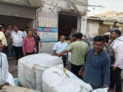 12 thousand 255 kg of single use plastic seized from Amravati city in a year | अमरावती शहरातून वर्षभरात १२ हजार २५५ किलो सिंगल यूज प्लास्टिक जप्त