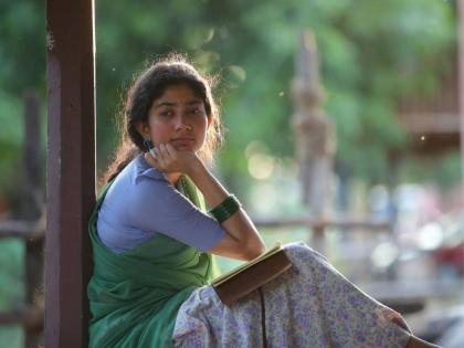 south actress sai pallavi never does makeup live her life simply | साऊथची 'ही' अभिनेत्री मेकअपच करत नाही, काय आहे कारण? हिट सिनेमे देऊनही राहते साधीच