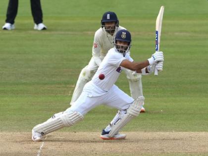 Rahane's unbeaten century, unbeaten double century partnership with Sarfaraz | रहाणेचे तडाखेबंद नाबाद शतक, सर्फराझसोबत नाबाद द्विशतकी भागीदारी