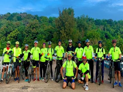 Environmental message from Pune to Goa cycle journey; appeal to increase use of non-conventional energy sources | पुणे ते गोवा सायकल प्रवासातून पर्यावरणाचा संदेश;अपारंपारिक ऊर्जा स्त्रोताचा वापर वाढविण्याचे आवाहन