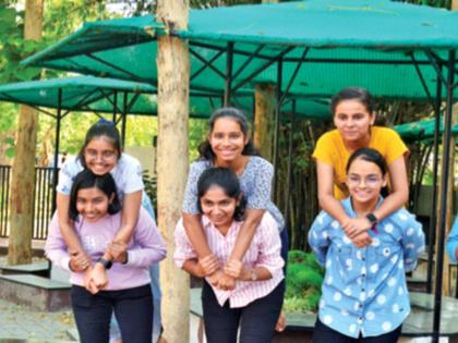 HSC Result Maharashtra Board: 1 in 10 students in Distinction! In the result of 12th, again only girls win | दहापैकी १ विद्यार्थी डिस्टिंक्शनमध्ये! बारावीच्या निकालात पुन्हा मुलींचीच बाजी