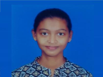 Sakshi Koli from Kasba Bawda scored 68% marks in Commerce from Mahavir College | HSC Result 2022: साक्षीने वाजवली केएमटी कंडक्टर आईच्या 'स्वप्नांची बेल'; माय लेकींचा असाही योगायोग