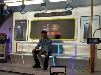 Bigg Boss 13 launch: Salman Khan takes Mumbai Metro to work, praises for metro | अक्षय, अमिताभ यांच्यानंतर सलमान खान पडला मेट्रोच्या प्रेमात, अशाप्रकारे केले मेट्रोचे कौतुक