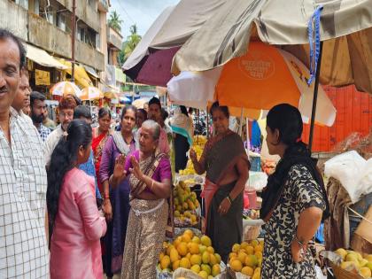 Municipal council action against mango trader averted; Ten more days | आंबा व्यवसायिकावरची नगरपरिषदची कारवाई टळली; आणखी दहा दिवसांची मुदत