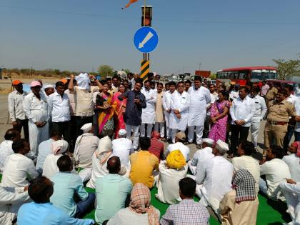 Stop the road to demand compensation for Surat Chennai Greenfield Highway like Samriddhi Highway | समृद्धी महामार्गाप्रमाणे सूरत-चेन्नई ग्रीनफील्ड हायवेला मोबदला देण्याच्या मागणीसाठी रास्ता रोको 