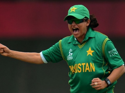 Sana Mir creates history, becomes first-ever Pakistani woman to top ICC ODI bowler rankings | पाकिस्तानची गोलंदाज साना मिरने घडवला इतिहास, वन डे रँकिंगमध्ये अव्वल