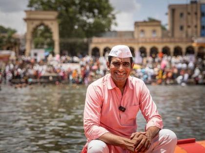 marathi actor sandeep pathak share experience ashadhi ekadashi pandharpur wari | वारीसाठी पोरानं काय पैसे वगैरे दिलेत का? वारकऱ्याचं उत्तर ऐकून संदीप पाठक स्तब्ध; म्हणाला..