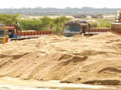 Public hearing for sand auction pending! | वाळू घाटांच्या लिलावासाठी जनसुनावणी प्रलंबित!