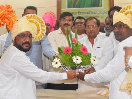 sujay shinde as chairman of sangli bazar committee elected unopposed raosaheb patil as deputy chairman | सांगली बाजार समिती सभापतीपदी सुजय शिंदे; बिनविरोध निवड, उपसभापतीपदी रावसाहेब पाटील