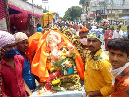 Excited arrival of Bappa in Sangli | Ganpati Festival -सांगलीत बाप्पांचे उत्साहात आगमन