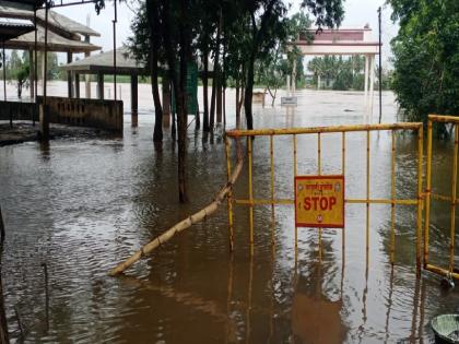 Floods of Krishna, Warna receded, 26 roads in Sangli district open | कृष्णा, वारणेचा पूर ओसरला, सांगली जिल्ह्यातील २६ मार्ग खुले