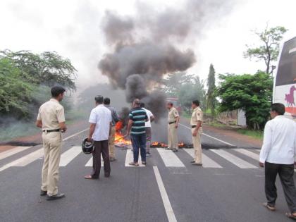 Maratha Kranti Morcha: CM admits to confinement in Sangli, guerrilla kavai in municipal area | Maratha Kranti Morcha : मुख्यमंत्र्यांना सांगलीत प्रवेशबंदी, महापालिका क्षेत्रात गनिमी काव्याने निदर्शने करणार