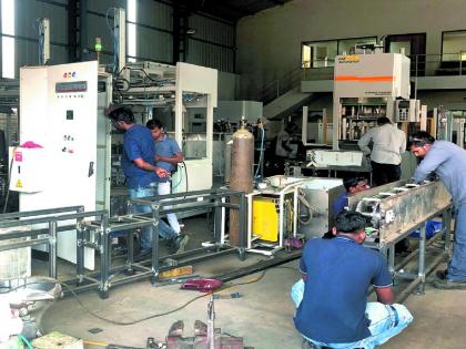 US 25 percent tariff affects Sangli district's manufacturing exports worth Rs 1500 crore | 'ट्रम्प टेरिफ'मुळे उद्योजक चिंतेच; सांगली जिल्ह्यातून निर्यात होणारी उत्पादने कोणती, किती कोटींचा बसणार फटका.. वाचा US 25 percent tariff affects Sangli district's manufacturing exports worth Rs 1500 crore | 'ट्रम्प टेरिफ'मुळे उद्योजक चिंतेच; सांगली जिल्ह्यातून निर्यात होणारी उत्पादने कोणती, किती कोटींचा बसणार फटका.. वाचा