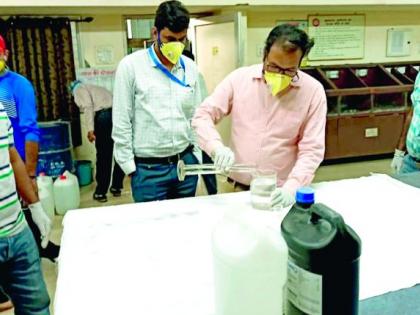 CoronaVirus in Nagpur: 1150 liter sanitizer prepared at Ajani | CoronaVirus in Nagpur : अजनीत तयार झाले १,१५० लिटर सॅनिटायझर 