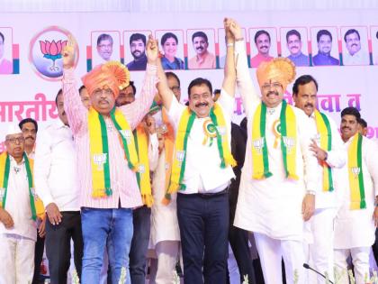 'His entry will increase the party's strength', Sanjay Jagtap joins BJP with thousands of supporters | 'त्यांच्या प्रवेशामुळे पक्षाची ताकद वाढणार', हजारो समर्थकांसह संजय जगताप यांचा भाजपात प्रवेश 'His entry will increase the party's strength', Sanjay Jagtap joins BJP with thousands of supporters | 'त्यांच्या प्रवेशामुळे पक्षाची ताकद वाढणार', हजारो समर्थकांसह संजय जगताप यांचा भाजपात प्रवेश