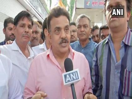 The violation of the Code of Conduct by the BJP and Shivsena - Sanjay Nirupam | भाजप आणि शिवसेनेकडून होतोय आचारसंहितेचा भंग, संजय निरुपम यांचा आरोप