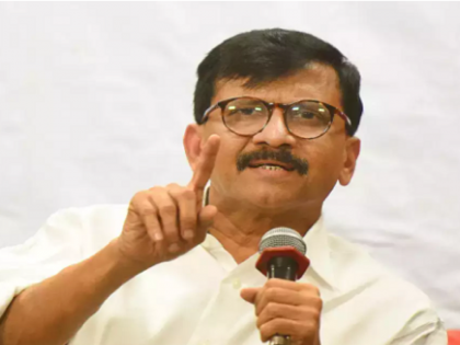 'BRS' in Maharashtra only to damage Congress; Sanjay Raut's allegation | काँग्रेसचे नुकसान करण्यासाठीच ‘बीआरएस’ महाराष्ट्रात; संजय राऊत यांचा आरोप