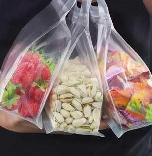 यंदा संक्रांतीच्या हळदीकुंकाला वाण लूटणार की अडगळीच्या बिनकामाच्या वस्तू? बिनकामाचं वाण कशाला देता..