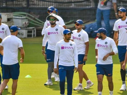 India vs New Zealand, 2nd Test: Indian team playing 'this' game, apart from practicing cricket... video become viral prl | India vs New Zealand, 2nd Test : क्रिकेटचा सराव करायचा सोडून भारतीय संघ खेळतोय 'हा' खेळ, व्हिडीओ वायरल