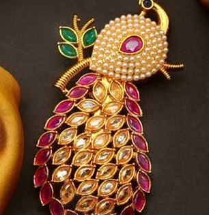 सेफ्टी पिन विसरा! डिझायनर साडी पिनमुळे साडीला मिळेल शाही लूक - चारचौघीत साडीचा लूक होईल सुपरहिट...