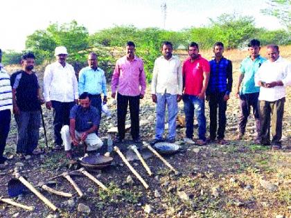  Widening of the pond by the Tirakwadi villagers on 'Water Cup' | ‘वॉटर कप’च्या धर्तीवर तिरकवाडी ग्रामस्थांकडून तलावाचे रुंदीकरण : जलक्रांतीचा निर्धार