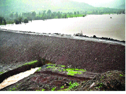  Patan's water resources project has failed due to lack of funds: Farmers also get water from the project: | पाटणचे जलसंपदा प्रकल्प निधीअभावी रखडले-प्रकल्पग्रस्तांच्या शेतीलाही पाणी मिळेना :