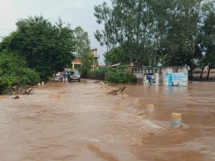 Heavy rain in Satara district, Mahabaleshwar recorded the highest rainfall of 75 millimeters in 24 hours | कोयना, नवजाचा पाऊस २०० मिमीच्या उंबरठ्यावर; सातारा जिल्ह्यात यंदा गतवर्षीपेक्षा पर्जन्यमान अधिक