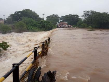 satara Phaltan taluka heavy rain | परतीच्या पावसाचा फलटण तालुक्यात धुमाकूळ