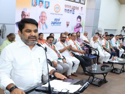 If you do it here and there in the election, we will come to that ward and do your correct program Satej Patil warns | Kolhapur: ज्यांना जायचं त्यांनी आताच निर्णय घ्या, फसवाल तर करेक्ट कार्यक्रम करू; सतेज पाटील यांचा इशारा If you do it here and there in the election, we will come to that ward and do your correct program Satej Patil warns | Kolhapur: ज्यांना जायचं त्यांनी आताच निर्णय घ्या, फसवाल तर करेक्ट कार्यक्रम करू; सतेज पाटील यांचा इशारा