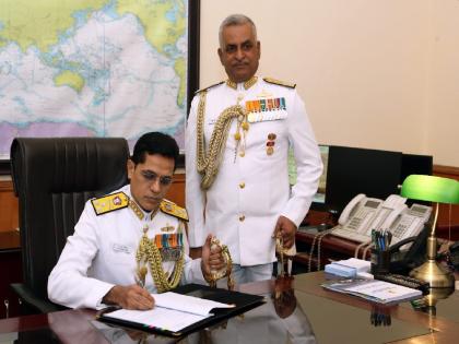 Satish Ghormade, AVSM, NM has assumed charge as the Vice Chief of Indian Naval Staff | भारतीय नौदल उपप्रमुख सतीश घोरमडे यांनी स्वीकारला पदभार; महाराष्ट्राची मान उंचावली