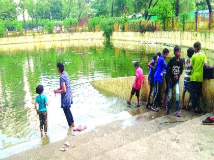  The safety of Lake Satakari is on the wind | सातकरी तलावाची सुरक्षा वाऱ्यावर