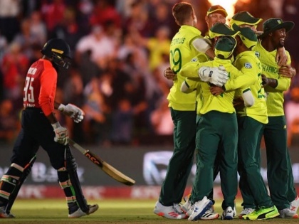SA vs ENG : Video; Lungi Ngidi's final over heroics help South Africa beat England by 1 run in 1st T20I | Video : 3 विकेट्स, 5 धावा! आफ्रिकेनं अखेरच्या षटकात इंग्लंडवर मिळवला थरारक विजय