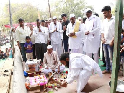 Bhumi Pujan of Maruti temple at Savkheda Khurd in Raver Taluka | रावेर तालुक्यातील सावखेडा खुर्द येथे मारुती मंदिर जीर्णोद्धाराचे भूमिपूजन