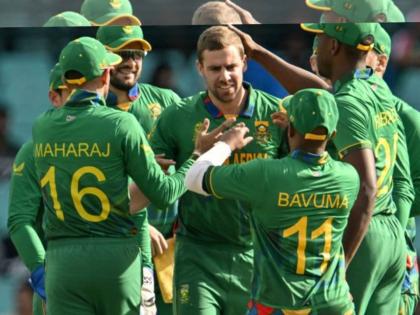 T20 World Cup, SA vs BAN : South Africa beat Bangladesh by 104 runs in the Super 12, Top in Group 2  | T20 World Cup, SA vs BAN : दक्षिण आफ्रिकेने १०४ धावांनी बांगलादेशवर विजय मिळवला, ग्रुप २ मध्ये अव्वल बनला 