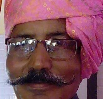 Sindhudurg: Senior Guide to Maratha Community V. W. Sawant's death, funeral procession in Kankavali | सिंधुदुर्ग : मराठा समाजाचे मार्गदर्शक व्ही. डब्ल्यू. सावंत यांचे निधन, कणकवलीत अंत्यसंस्कार