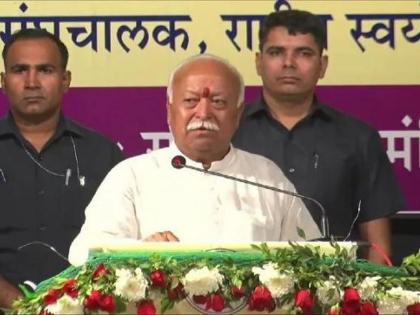 India should learn from China's 'pharmacy' sector; said by RSS Chief from Nagpur | भारताने चीनच्या ‘फार्मसी’ क्षेत्रापासून शिकावे - सरसंघचालक