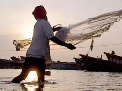 dispute between fishermen and Shiv Sena in Kalyan east | कल्याण पूर्वेत मच्छीमार विरुद्ध शिवसेना वाद