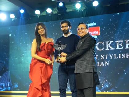 MNS leader Amit Thackeray got Lokmat Most Stylish Politician Award 2022 | राज ठाकरे आणि तुमच्यात साम्य काय?; अमित ठाकरेंच्या मिश्किल उत्तराने हशा