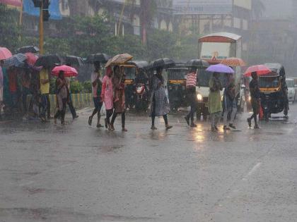 Mumbai block! Impact on rail, road transport; Due to the rain, the servants run | मुंबई ब्लॉक! रेल्वे, रस्ते वाहतुकीवर परिणाम; पावसामुळे चाकरमान्यांची धावपळ