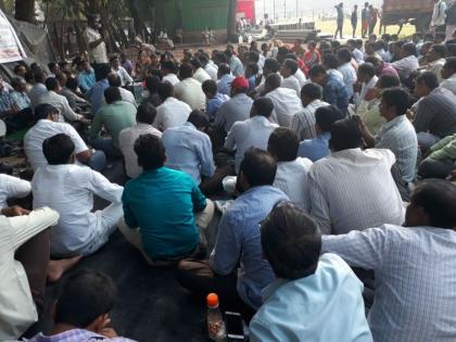 Mumbai : School teachers protest | मुंबई : अंशतः अनुदानित शाळांचे १००% अनुदानाकरिता बेमुदत धरणे आंदोलन